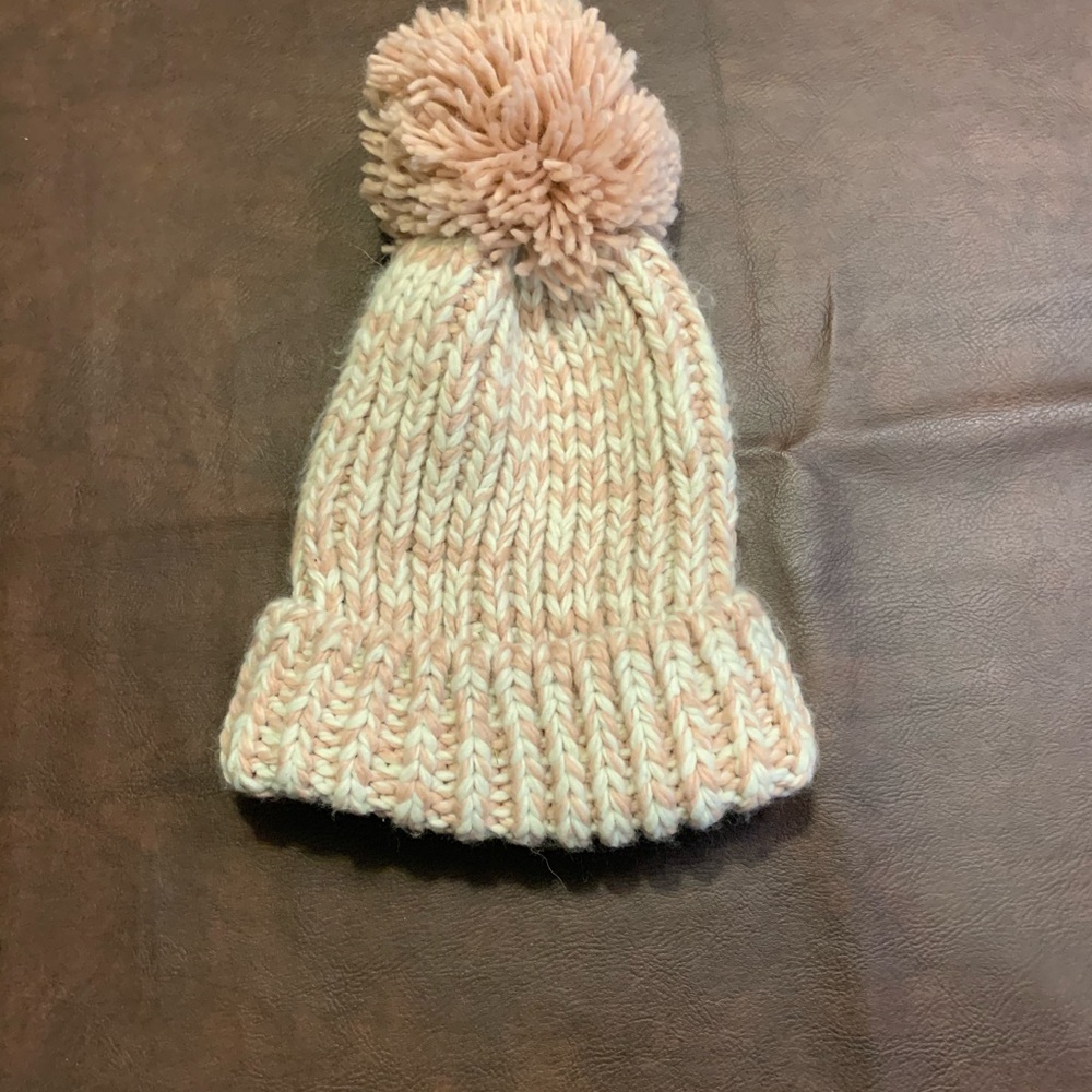 BRAND NEW BEANIE